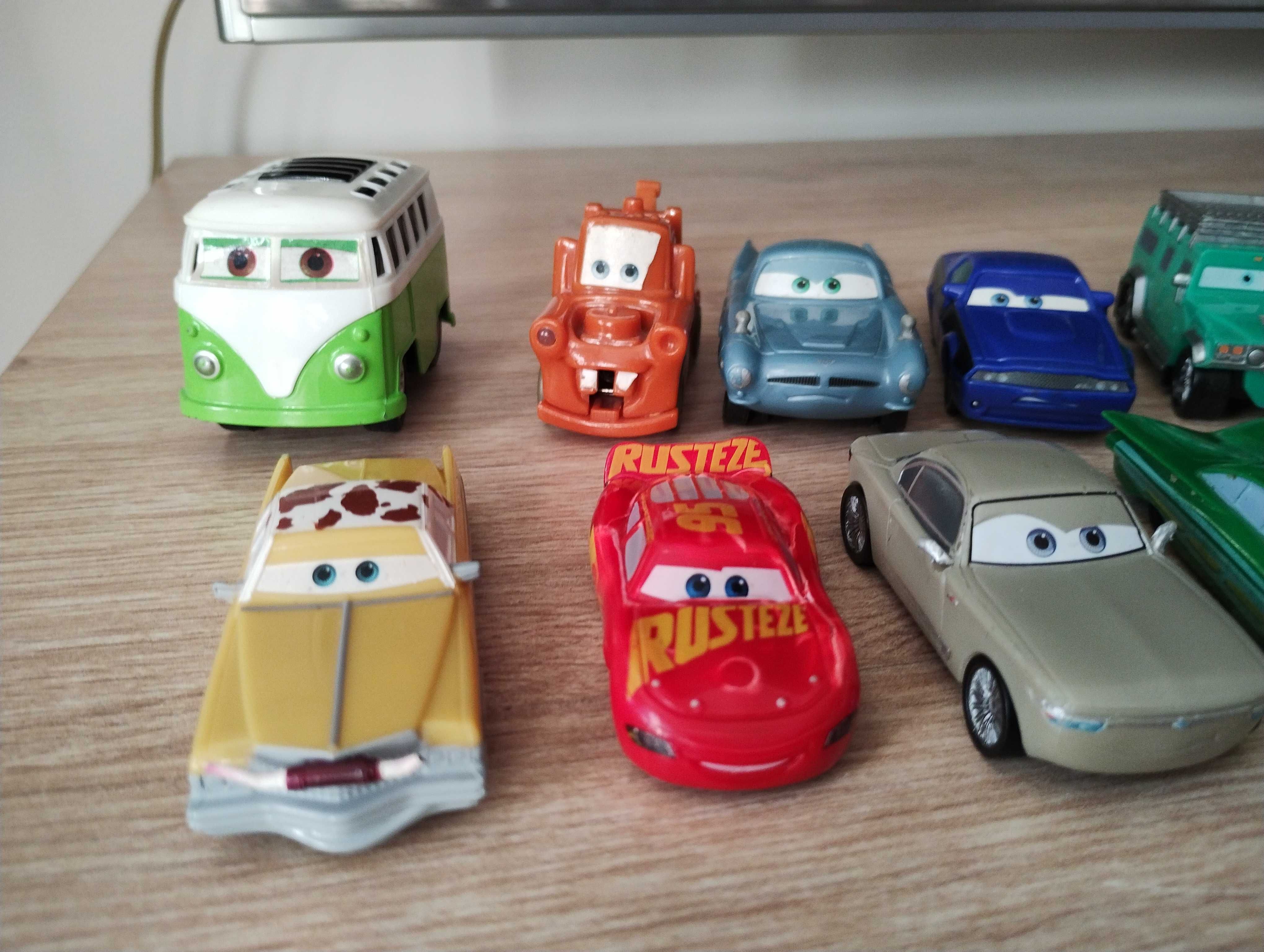 10x Auta Cars Zygzak McQueen Pixar Disney