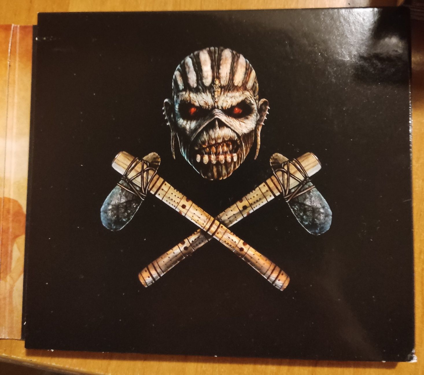 Album  Iron Maiden The Book Of Souls + live