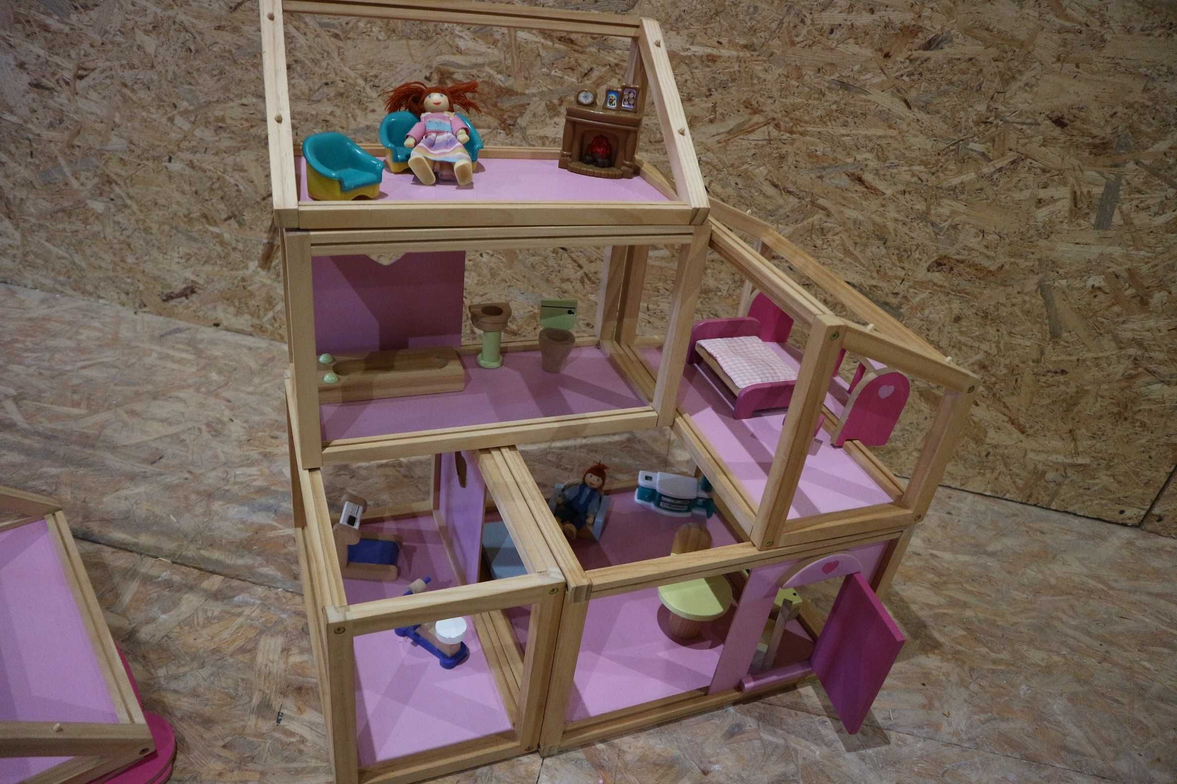 drewniany modułowy domek dla lalek