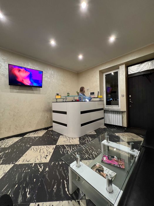 Место в комнате возле метро, с отличными условиями, на долгий период