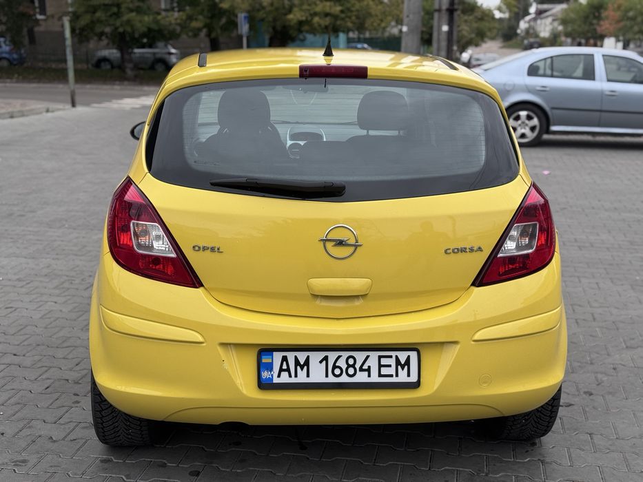 Opel  Corsa  1.4