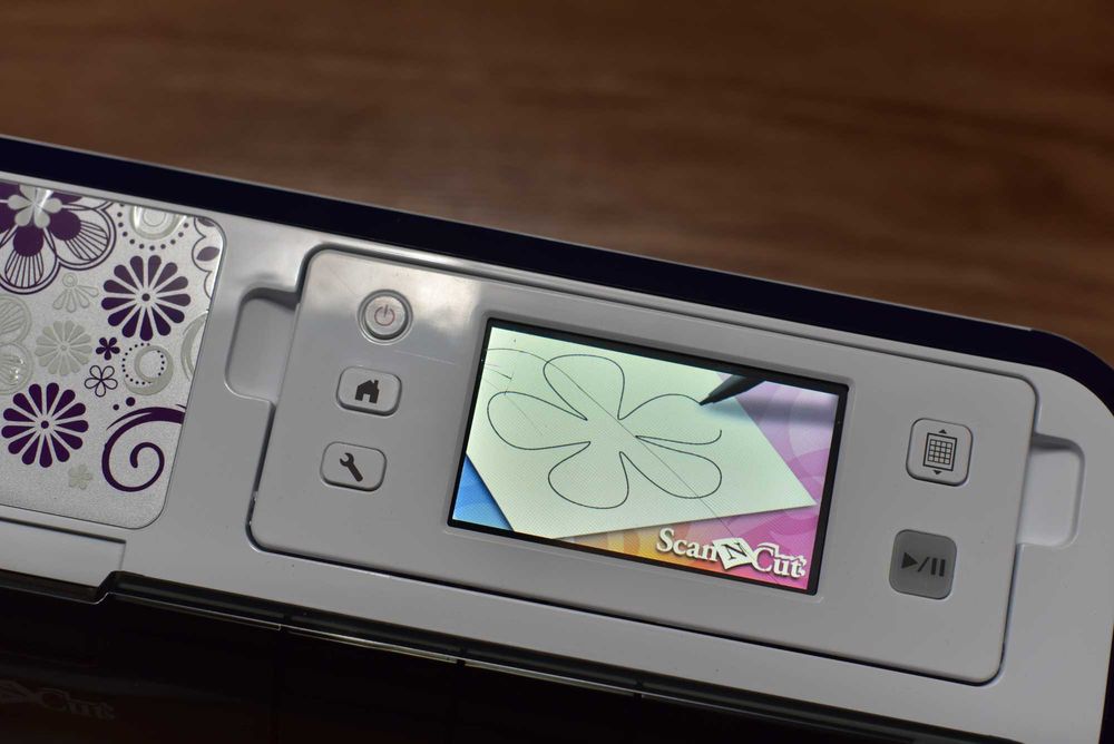Brother ScanNCut CM600 Maszyna do cięcia ze skanerem ploter tnący