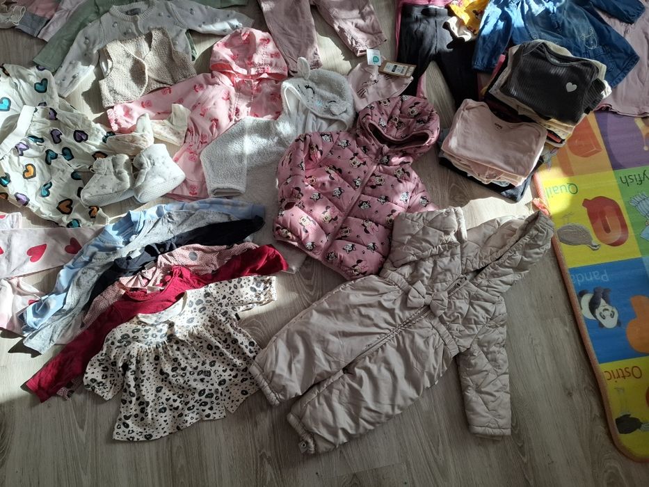 Paka ubranek dla dziewczynki 74 jesien zima