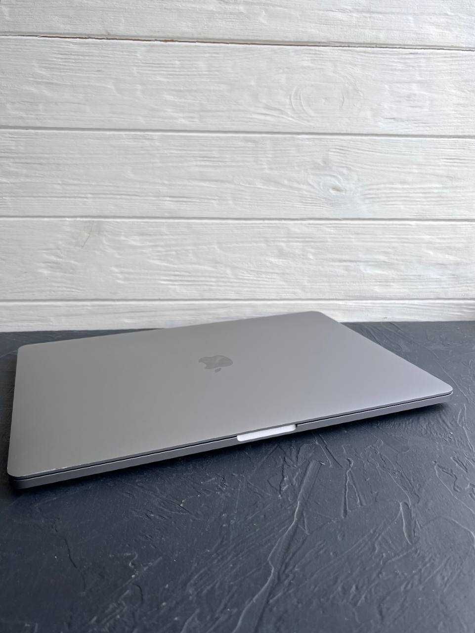 MacBook Pro 16” 2019 A2141 I7/16/512/5300m BAT: 75