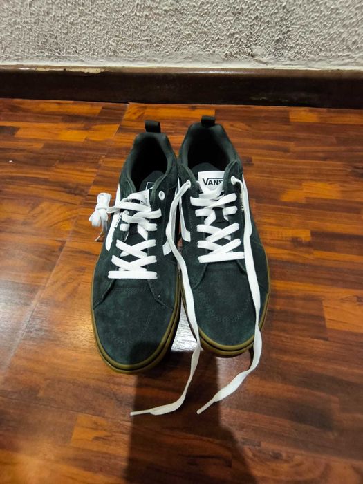 Sapatilhas VANS, novas, com etiqueta, de cor verde escuro, tamanho: 44
