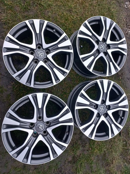 R17 5×114,3 et39 Toyota