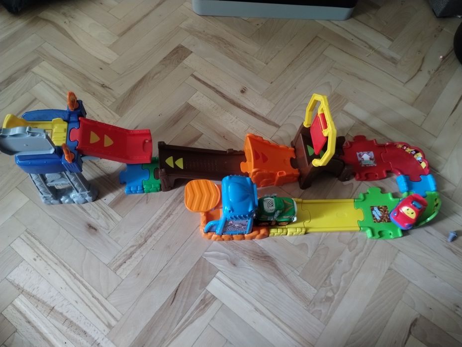 Zestaw vtech tor+ samochodziki
