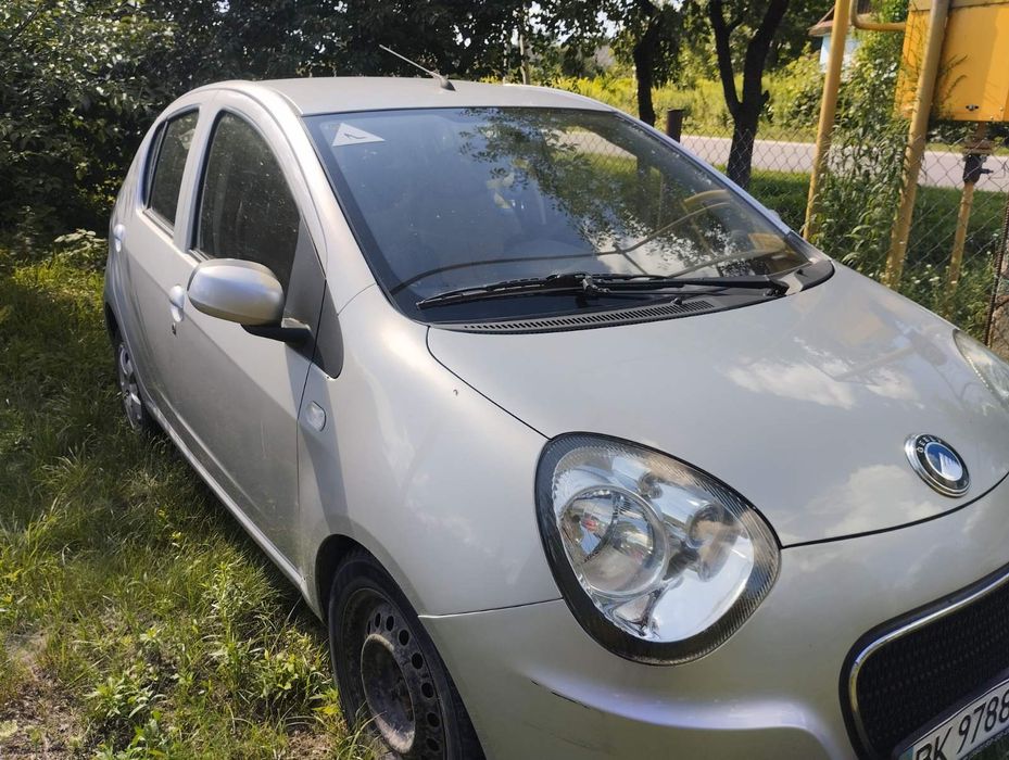 Geely lc panda маленьке та дуже зручне авто