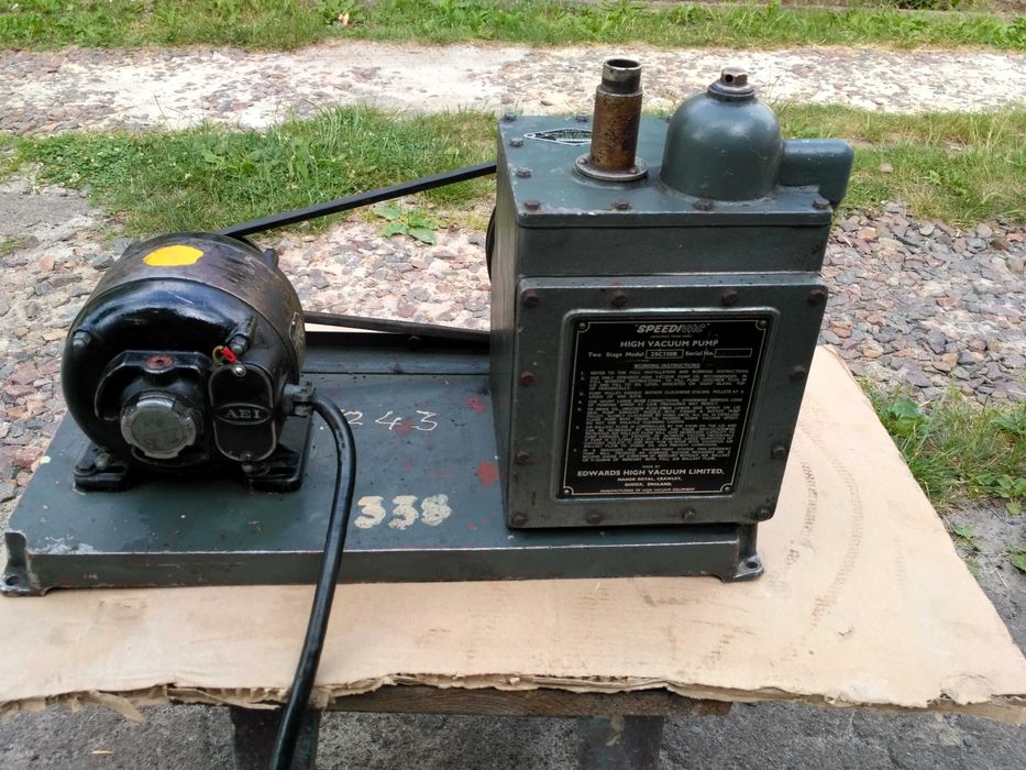 Вакуумний насос різних виробників