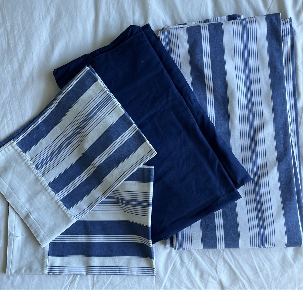 Conjunto cama casal azul e branco