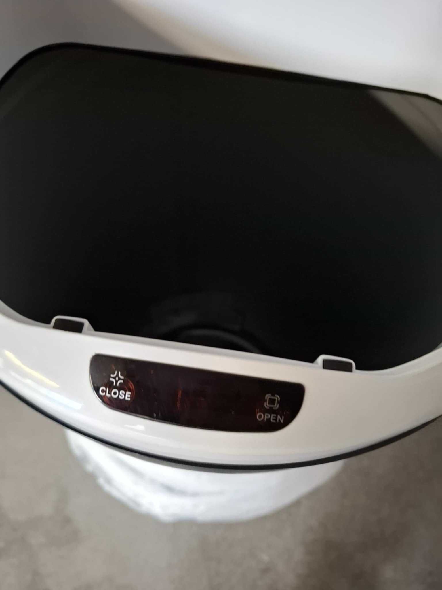 Inteligentny kosz na smieci 60l