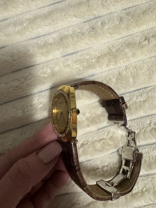 Годинник жіночий JOWISSA