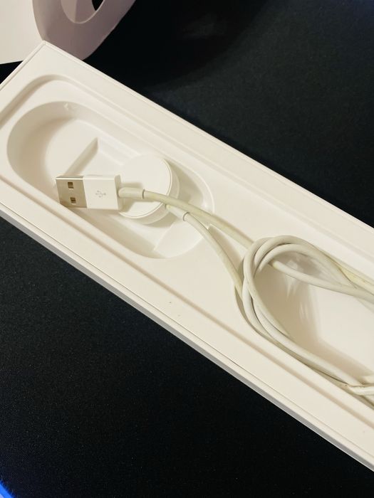 Apple Watch 4 (40mm)