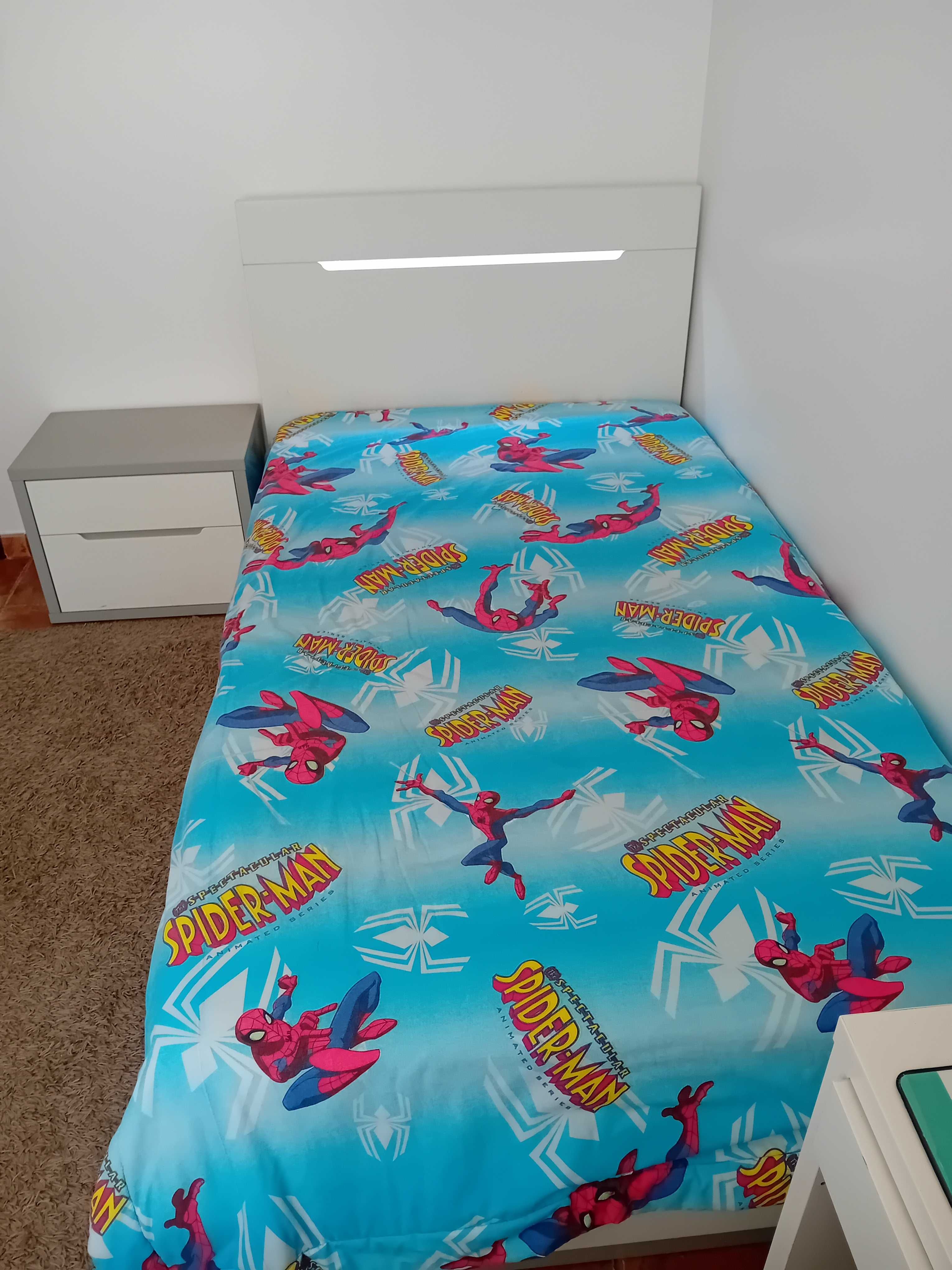 Cama solteiro criança