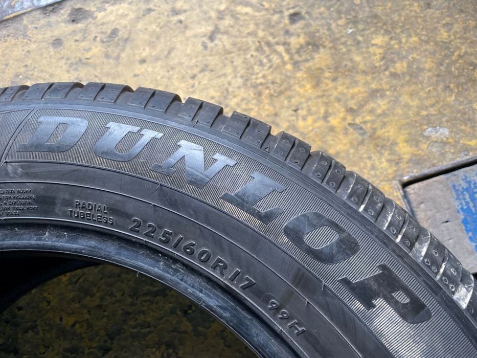 225/60 R17 Dunlop остакок 90%