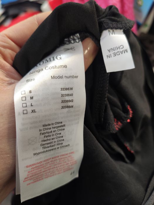 Strój Ninjago dla dzieci rozmiar M dobry na 158-164