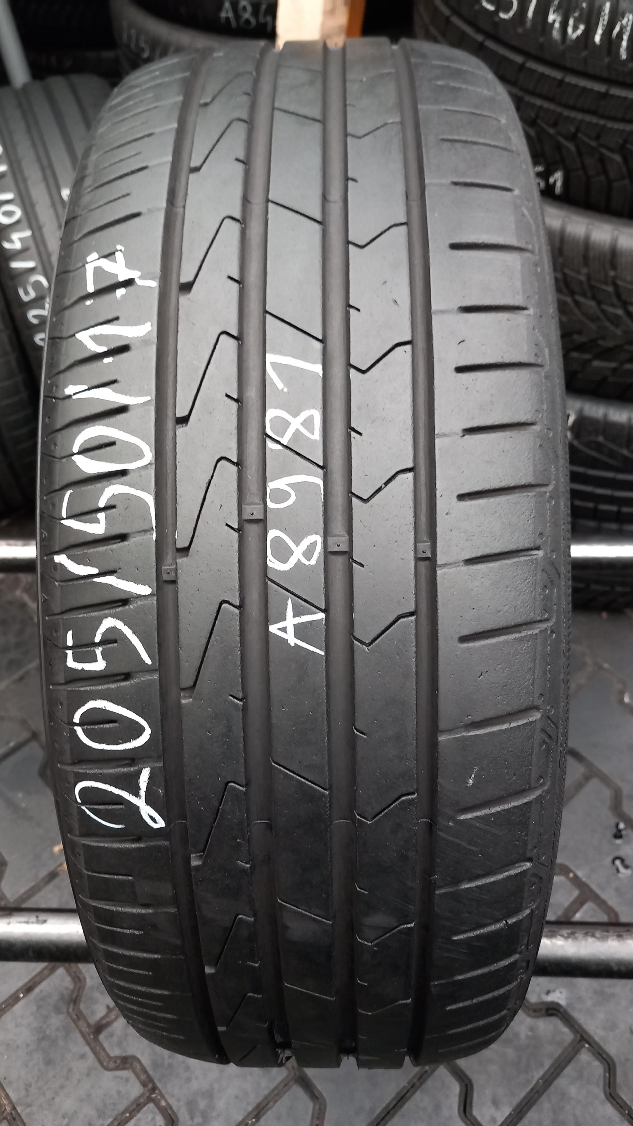 205/50/17 Hankook Ventus Prime 3 93W