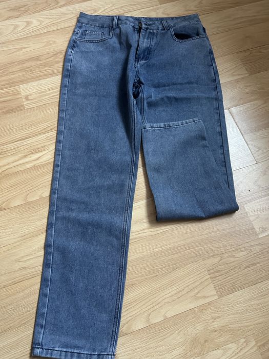 Чоловічі джинси розміру L