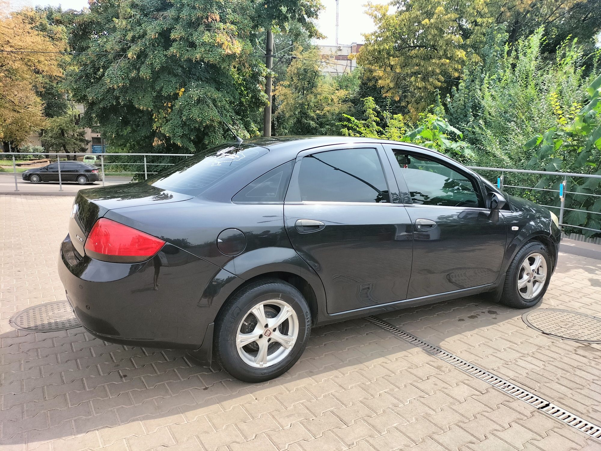 Продам Fiat Linea( обмен с моей доплатой)