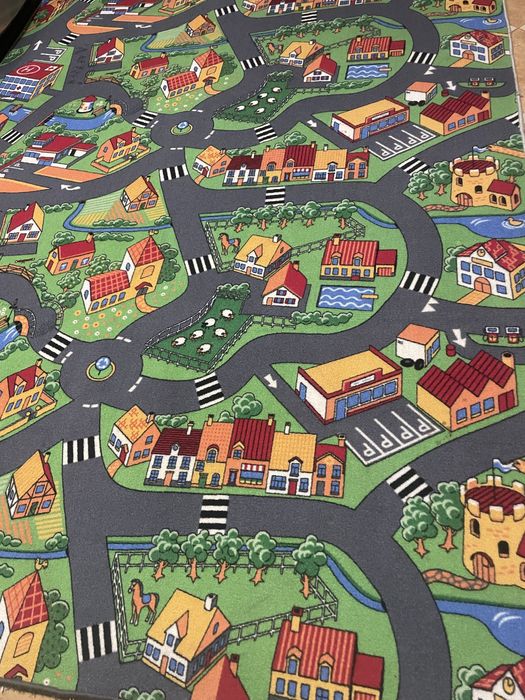 Дитячий коврик в ігрову кімнату