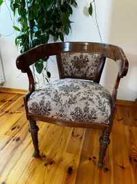 Krzesło stylizowane antyczne stan bdb.