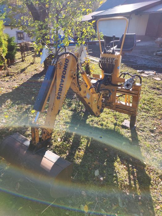 Sprzedam ramię kopiące do traktora, 2 łyżki do kopania, prezesów ,