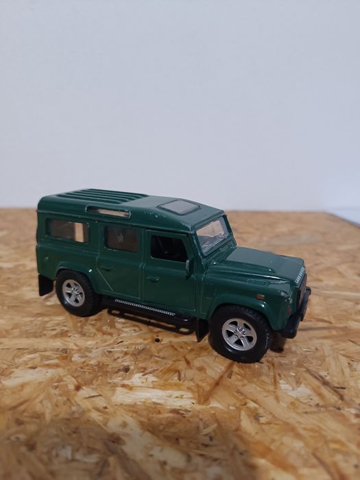 Samochód Land Rover Defender scale 1:31 Hti Toys Car