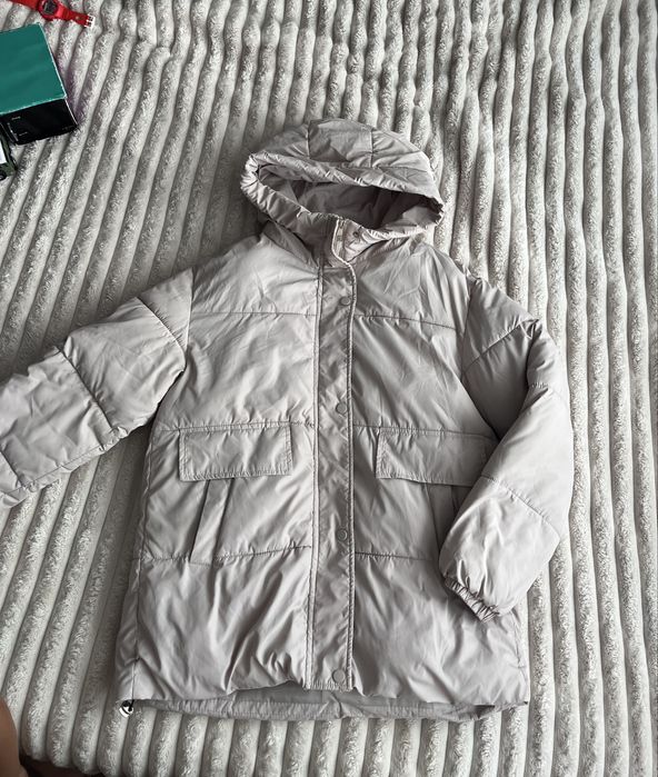 Осіння куртка жіноча бежева М