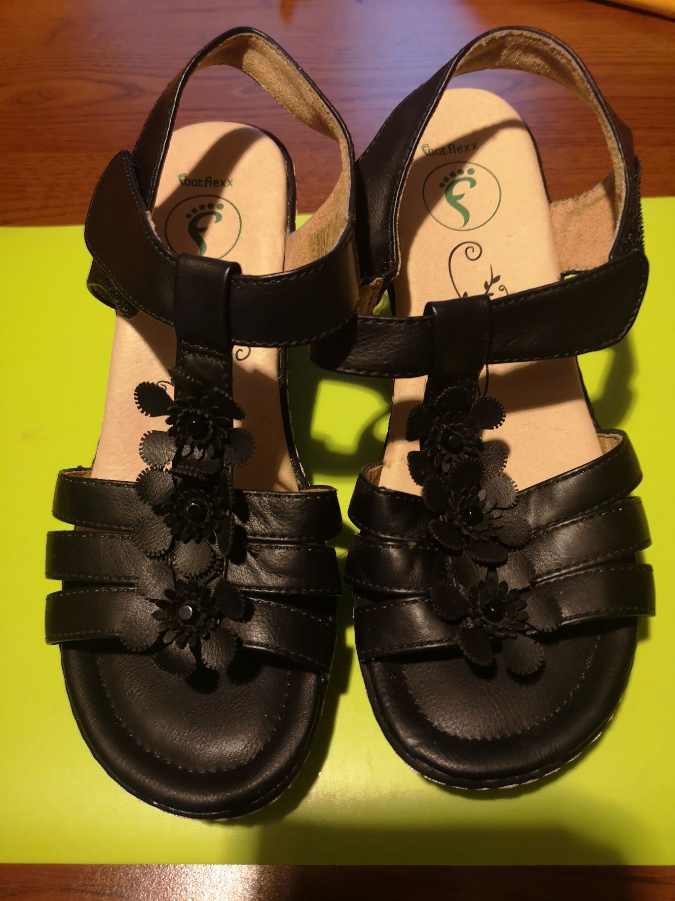 Footflexx Sandały damskie roz. 38 (24 cm) na obcasiku 7 cm