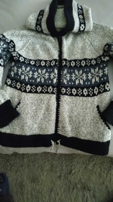 Casaco lã com capucho Serra da Estrela