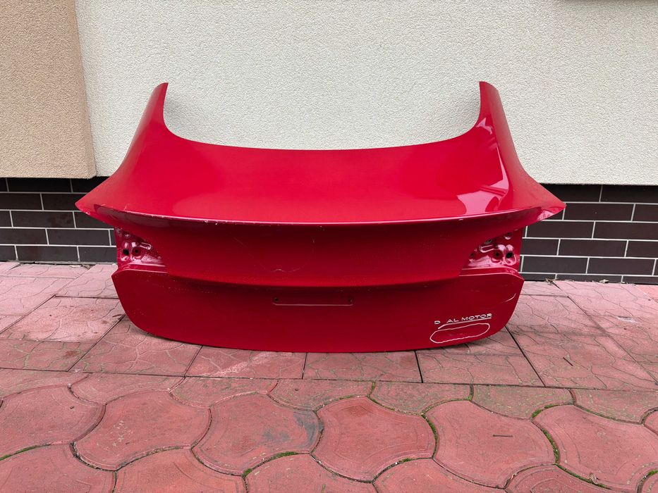 До встановлення! Кришка багажника Tesla model 3 2020-