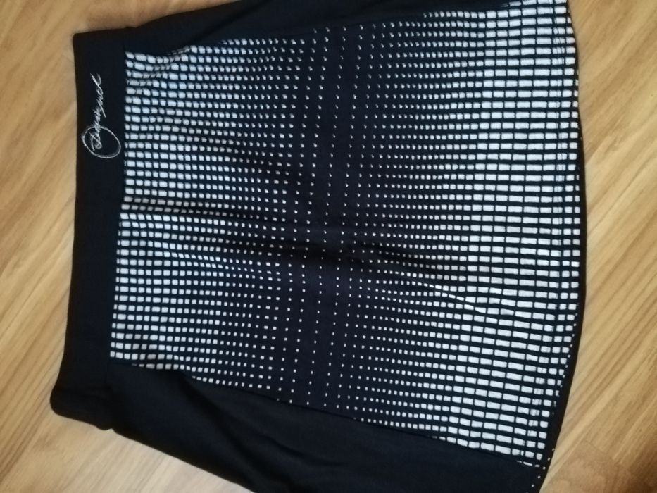 Mini saia Desigual M