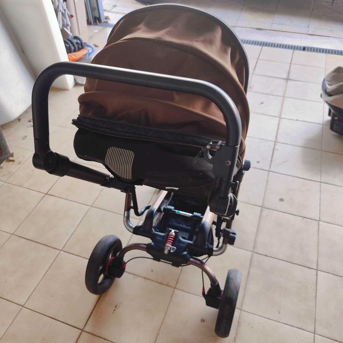 Carrinho bebé Jane Rider ovo e cadeirinha  Concord com base isofix