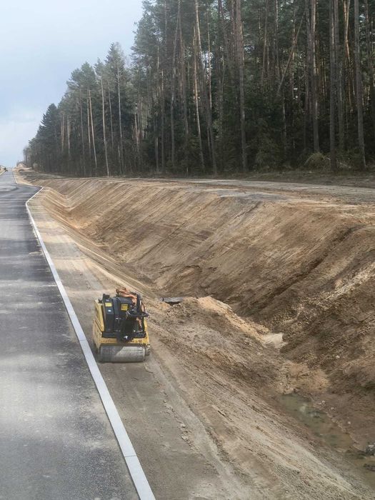 Wynajem usługi koparka kołowa + system 3D