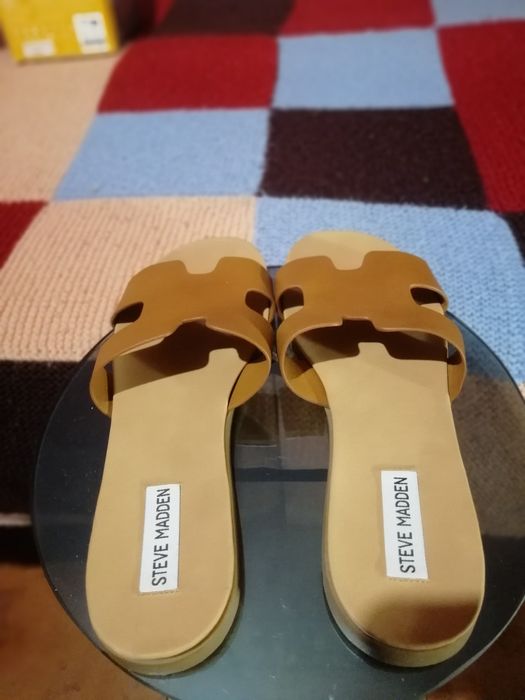 Шкіряні шльопанці Steve Madden