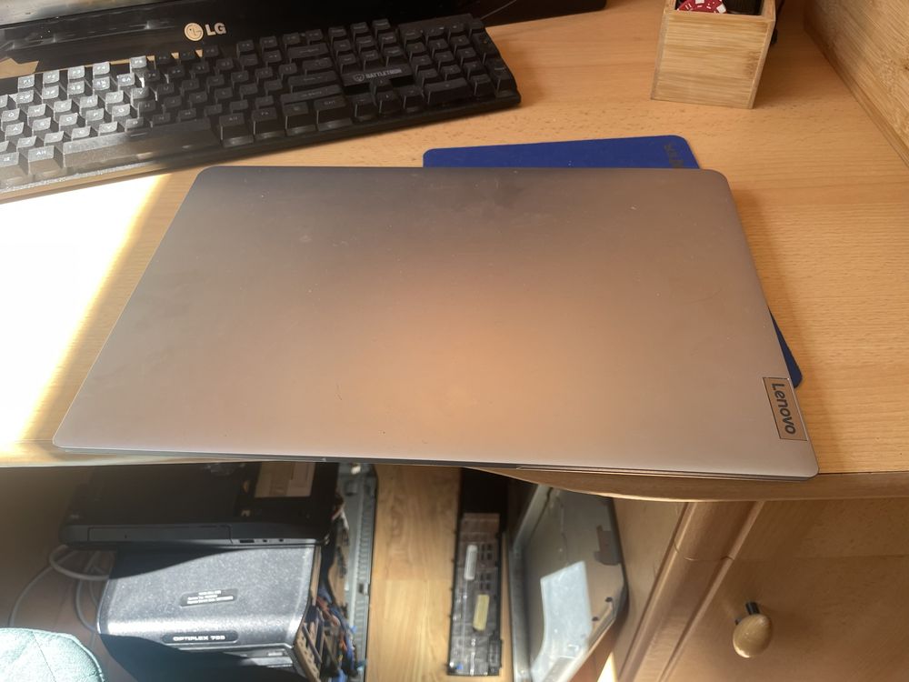 Lenovo ideapad 1i ULTRA