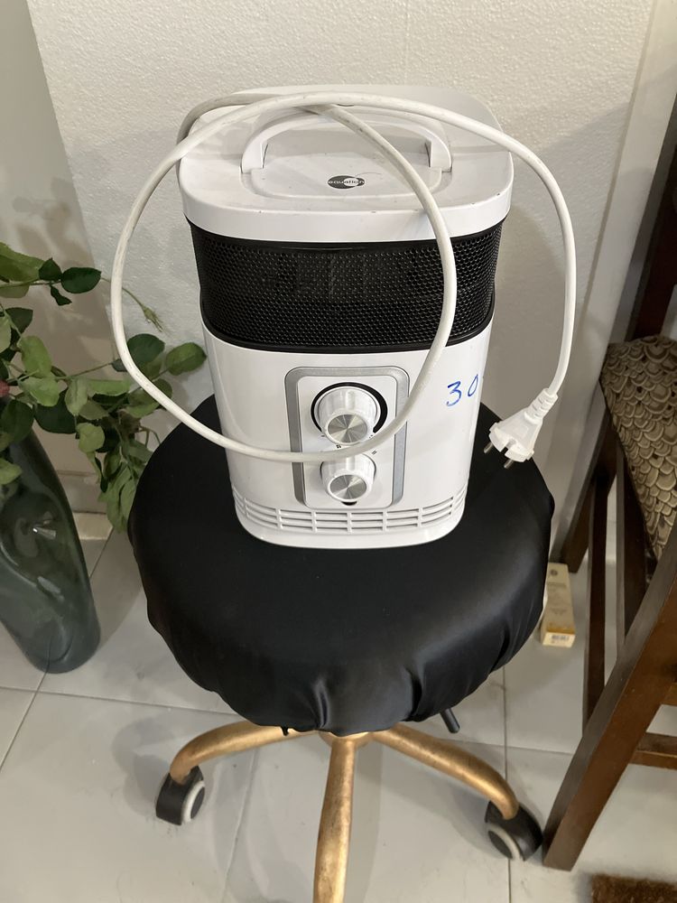 Aquecedor 360° pouquissimo uso