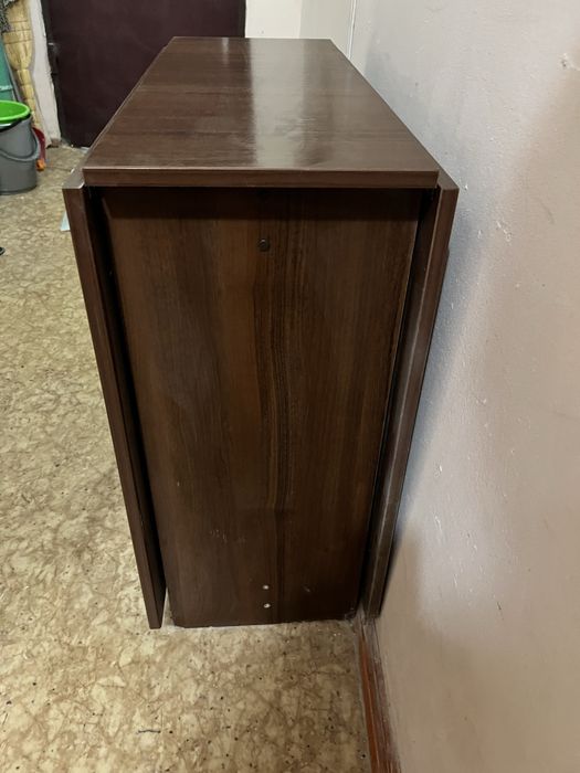 Продам стіл у відмінному стані