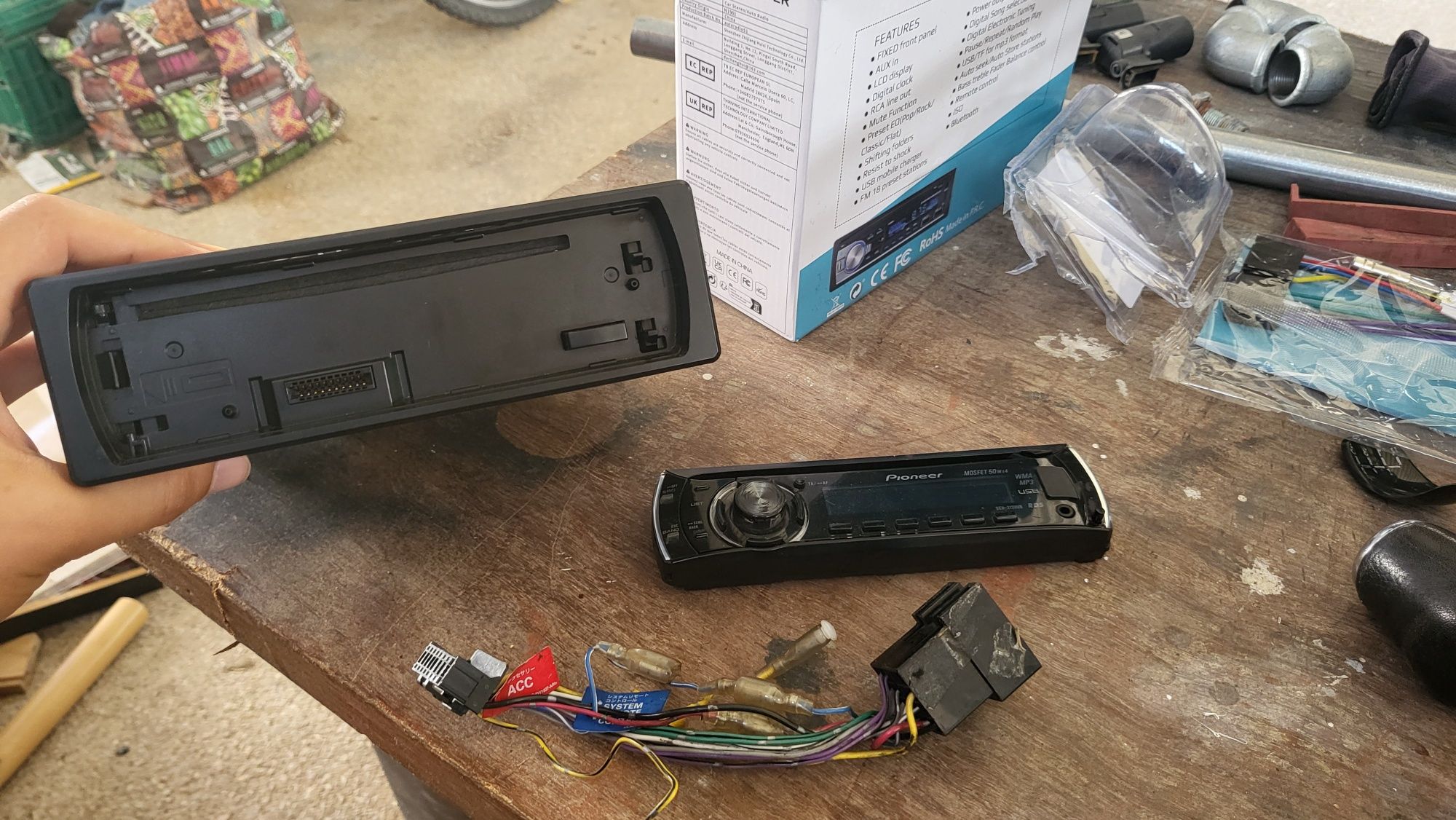 Rádio auto pioneer