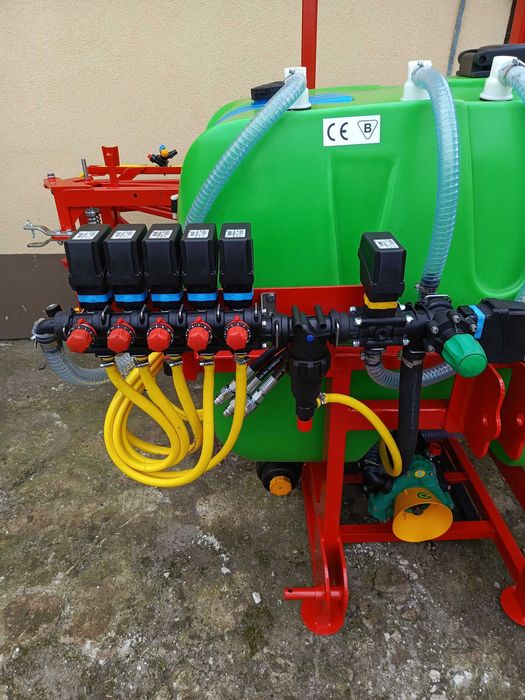 Opryskiwacz polowy "KWAS" 600l/12m Producent, dowóz