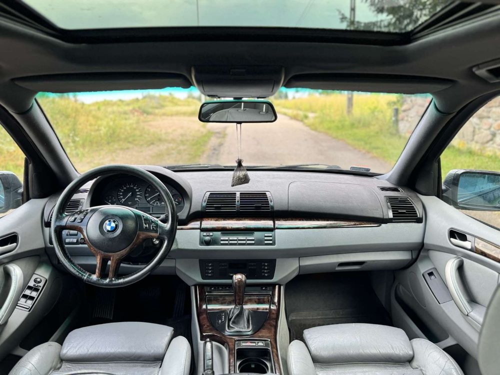 BMW X5 e53 2001 r. 3.0b + LPG