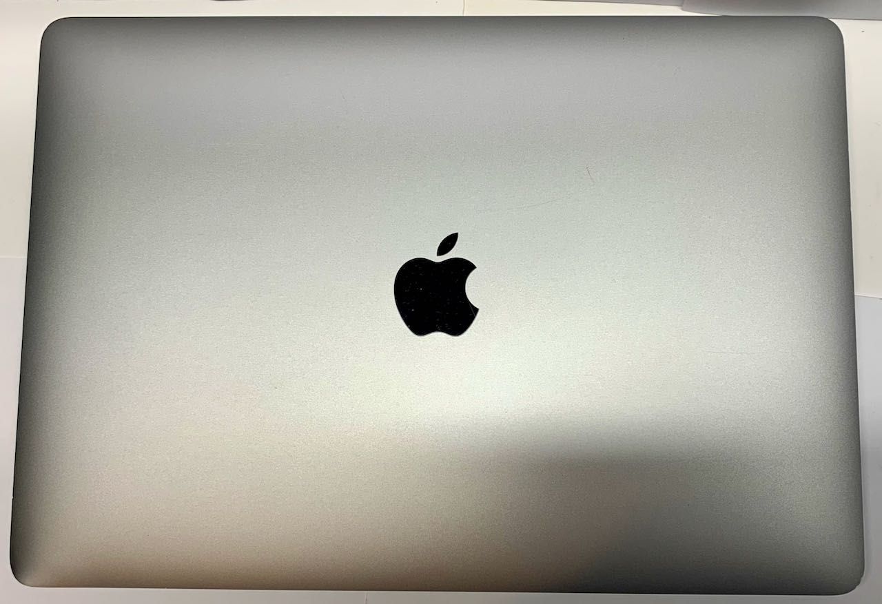 APPLE MacBook Pro 13” M1 / 8 GB RAM / 256 GB SSD / 2020 LAPTOP okazja