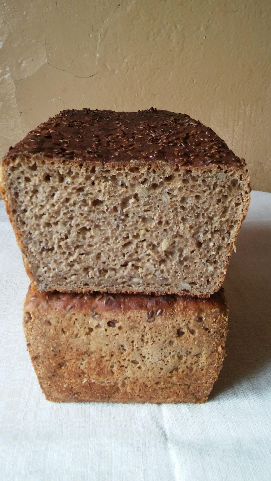 Chleb Żytni na Zakwasie 1.5 kg Paczka