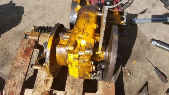 ładowarka jcb 407 , 408 zacisk hamulcowy tarcza hamulcowa