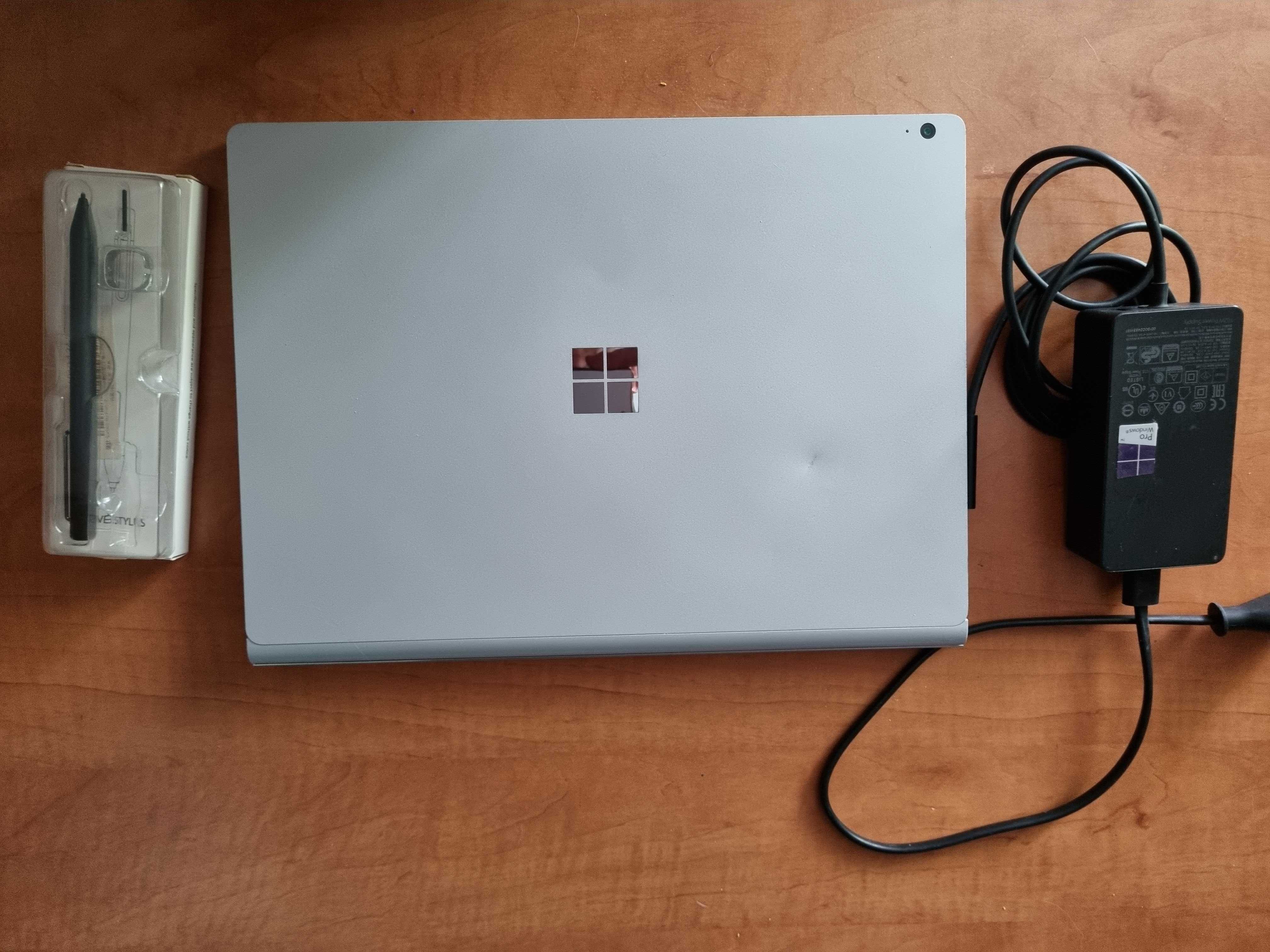 Microsoft Surface Book 3 13.5" i7-1065G7 32/512 Nvidia GeForce 1650