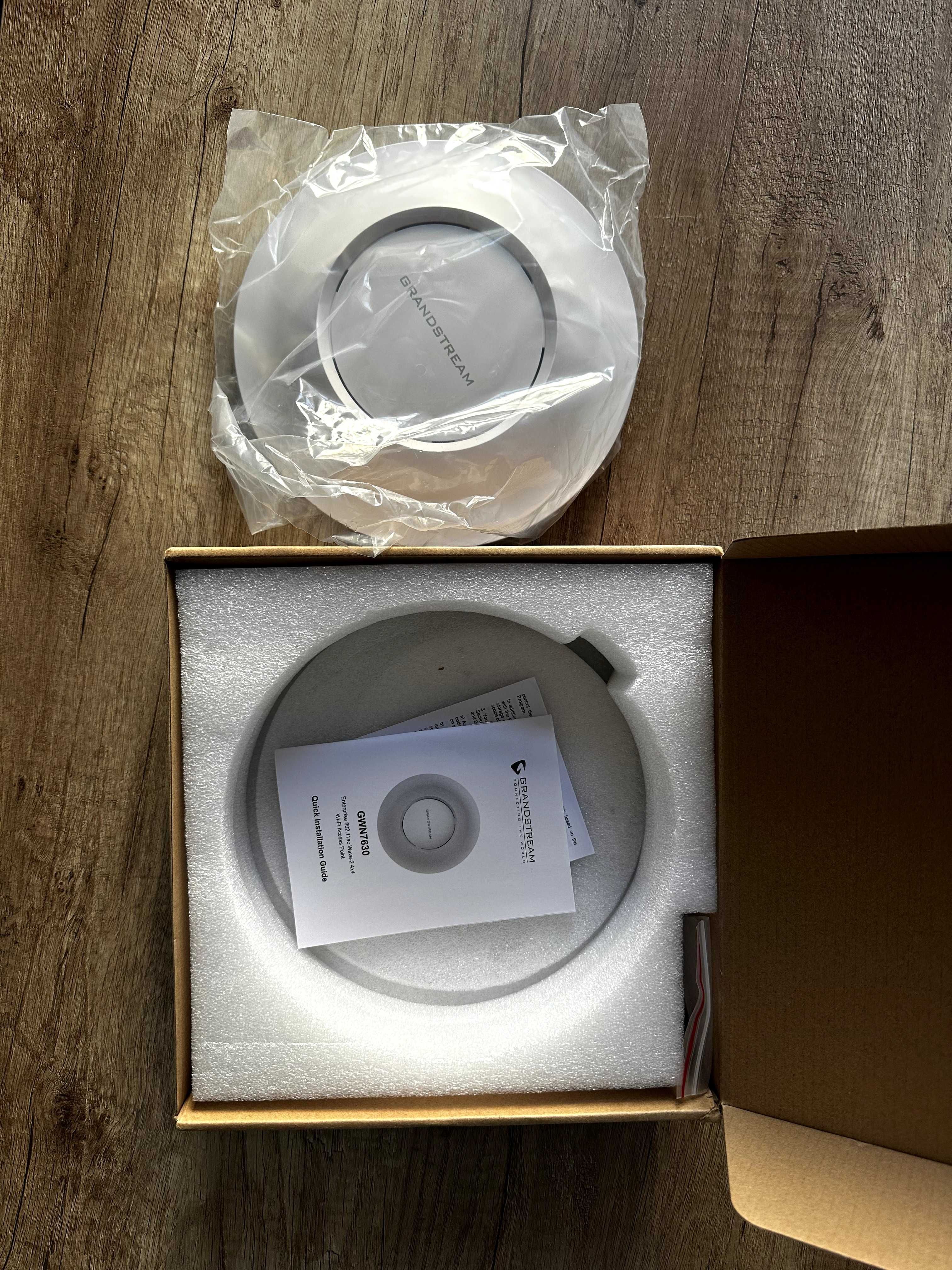 Grandstream GWN7630 WiFi точка доступу