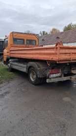 samochód ciężarowy MERCEDES wywrotka do 7,5 ton