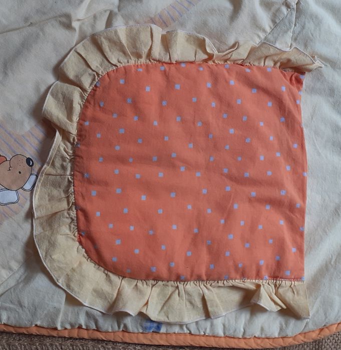 Becik - rożek + poduszka z Drewex Kolorino