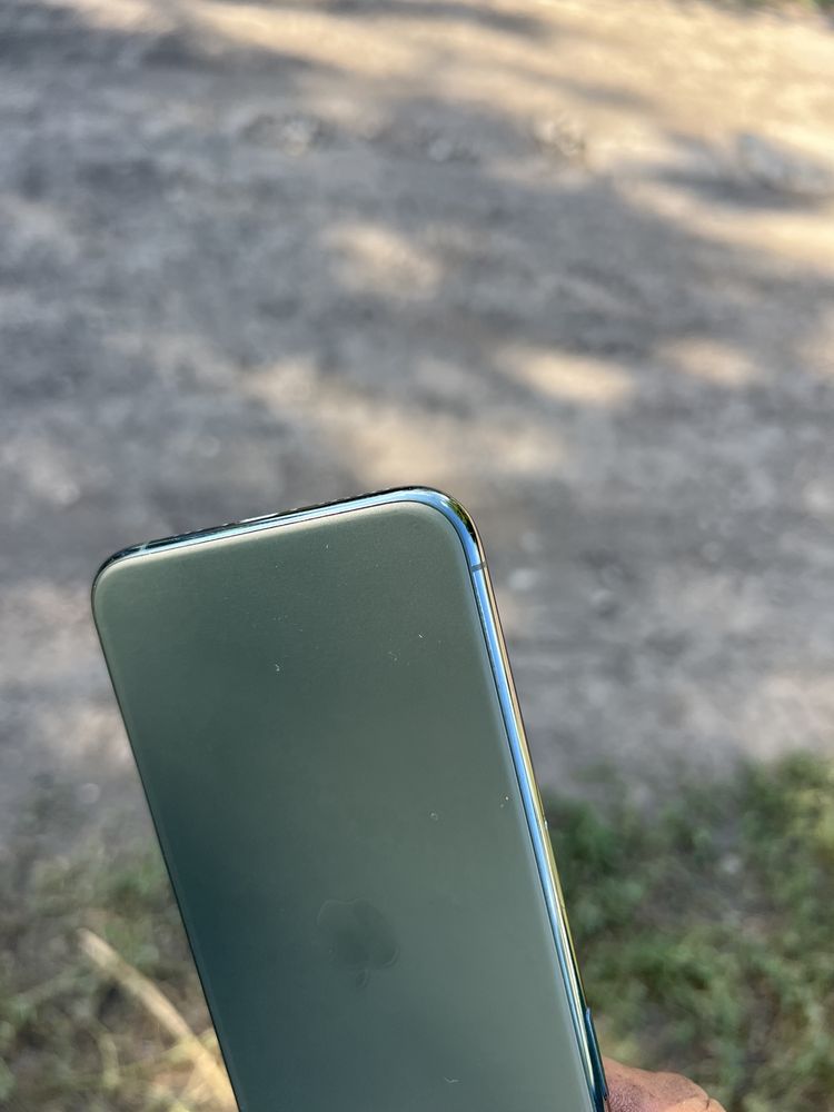 Айфон 11про Iphone 11pro 64 неверлок без паролей все ок 90%акб зеленый