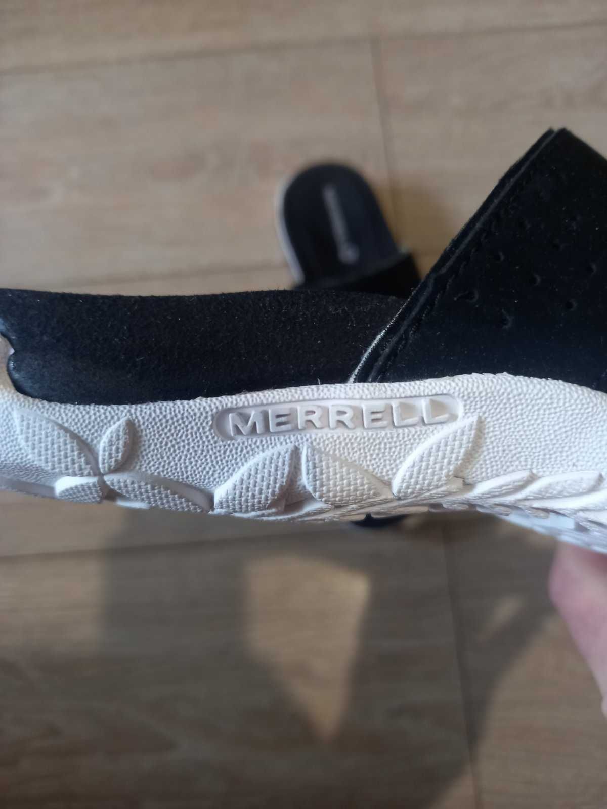 жіночі шльопанці merrell